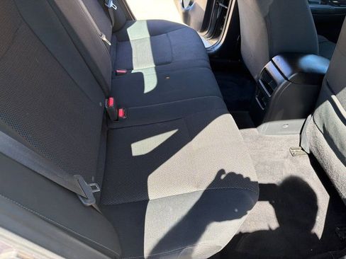 Used 2019 Nissan Sentra S w/ Appearance Package FWD image 11