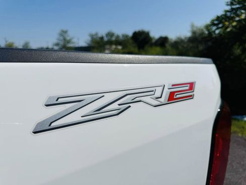 Used 2019 Chevrolet Colorado ZR2 w/ ZR2 Dusk Special Edition image 22