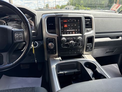 Used 2017 RAM 1500 Big Horn AWD/4WD image 33