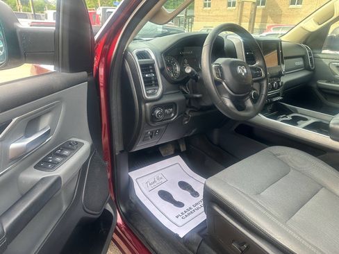 Used 2019 RAM 1500 Big Horn AWD/4WD image 14