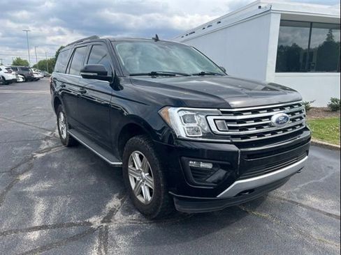 Used 2019 Ford Expedition XLT w/ Equipment Group 202A AWD/4WD image 1