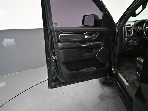 Used 2021 RAM 1500 Laramie w/ Sport Appearance Package AWD/4WD image 25