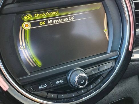 Used 2017 MINI Cooper Clubman FWD image 43