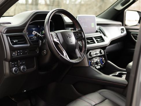 Used 2022 Chevrolet Suburban RST w/ Luxury Package image 9