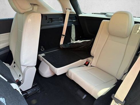 Used 2021 Mercedes-Benz GLE 350 4MATIC image 25