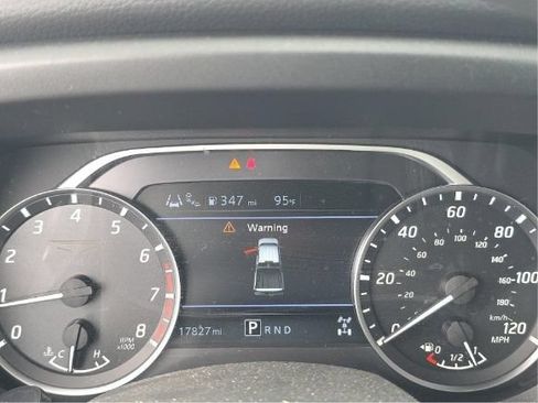 Used 2024 Nissan Titan SV w/ Accessory Utility Package AWD/4WD image 6