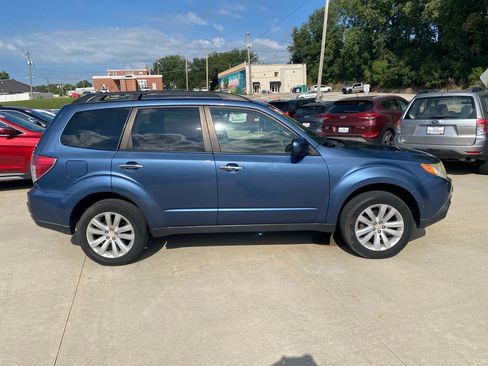 Used 2012 Subaru Forester 2.5X Premium image 5