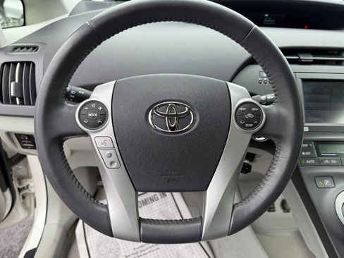 Used 2010 Toyota Prius Four image 17