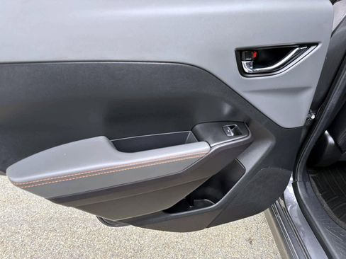 Used 2024 Subaru Crosstrek 2.5i Limited image 24