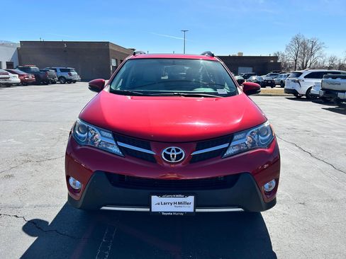 Used 2014 Toyota RAV4 Limited image 8