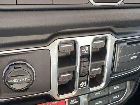 New 2026 Jeep Gladiator Mojave AWD/4WD image 24