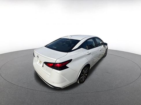 Used 2025 Nissan Versa SV image 7