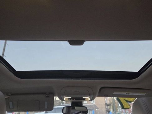 Used 2017 GMC Acadia Denali w/ Technology Package image 23