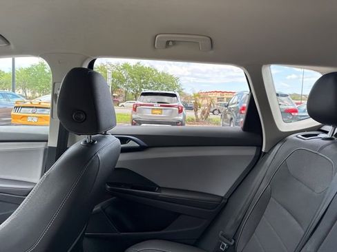 Used 2024 Volkswagen Taos SE image 20