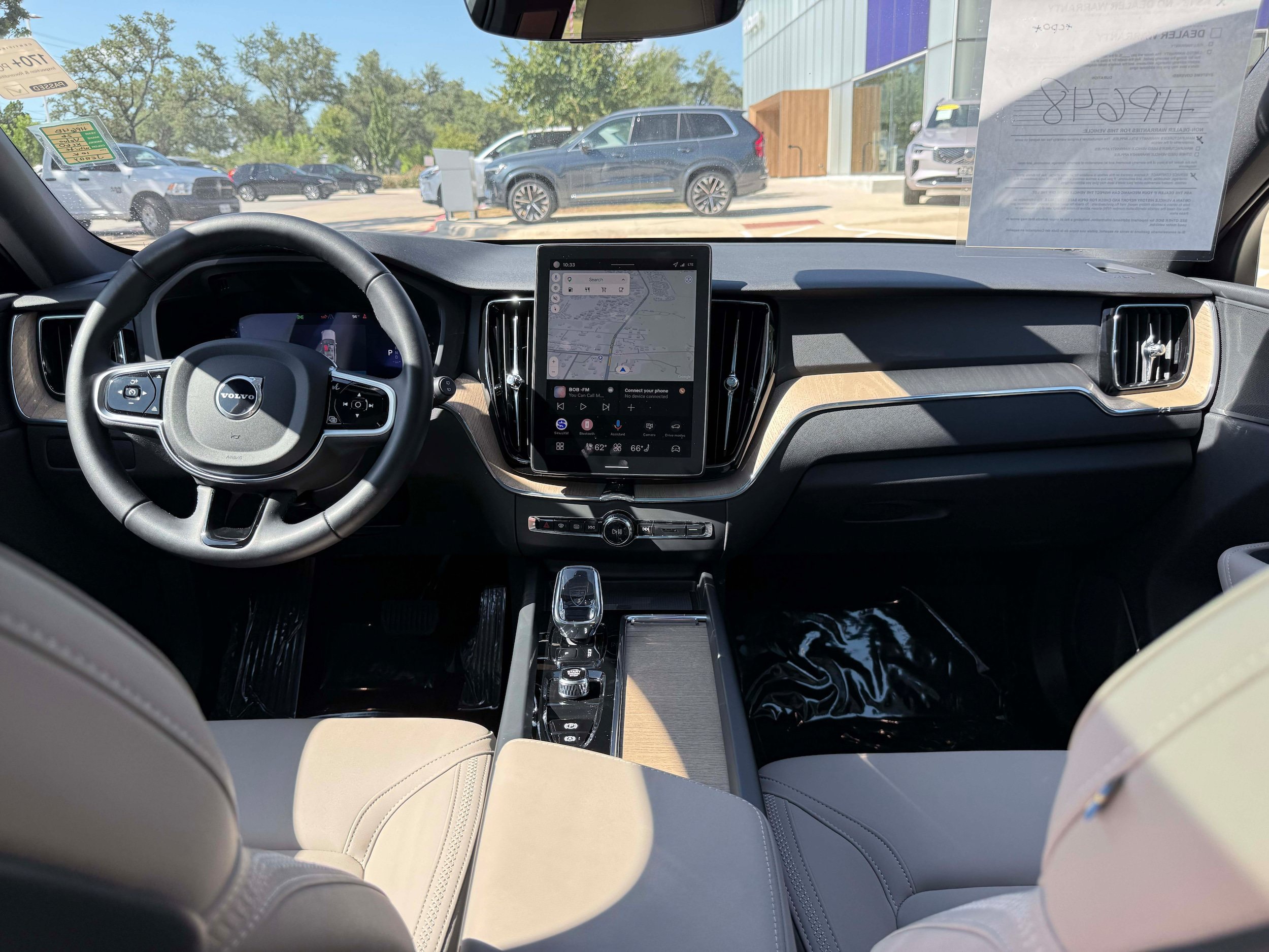 Certified 2026 Volvo XC60 B5 Plus AWD/4WD image 18