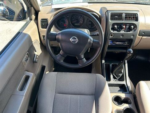Used 2003 Nissan Frontier XE image 9