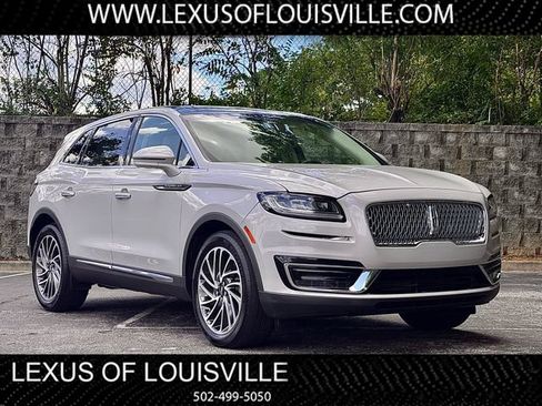 Used 2019 Lincoln Nautilus Reserve w/ Class II Trailer Tow Package FWD image 1