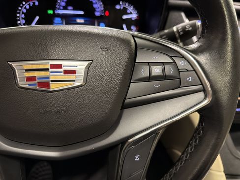 Used 2019 Cadillac XT5 Luxury FWD image 20