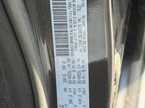 Used 2020 RAM 1500 Laramie AWD/4WD image 31