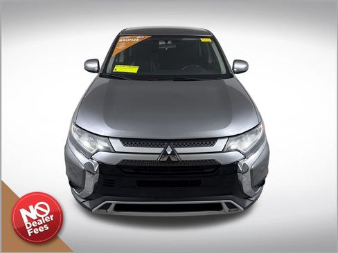 Used 2019 Mitsubishi Outlander AWD image 7