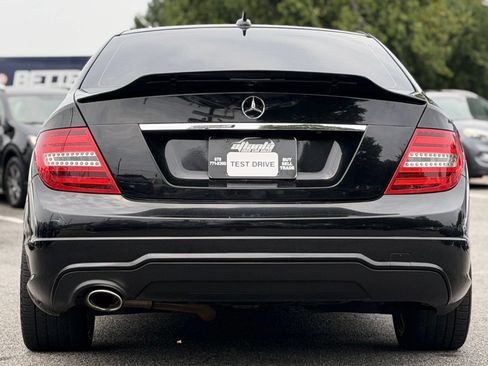 Used 2014 Mercedes-Benz C 250 Sedan image 4