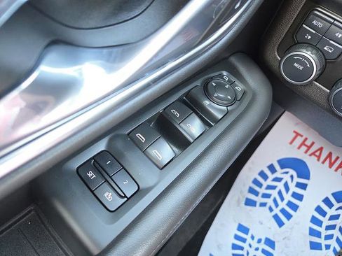 Used 2021 Chevrolet Tahoe LT image 32