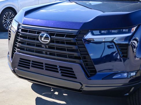 New 2026 Lexus GX 550 AWD/4WD image 8