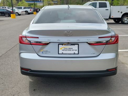 Used 2025 Toyota Camry LE image 4