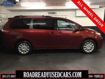 Used 2017 Toyota Sienna LE
