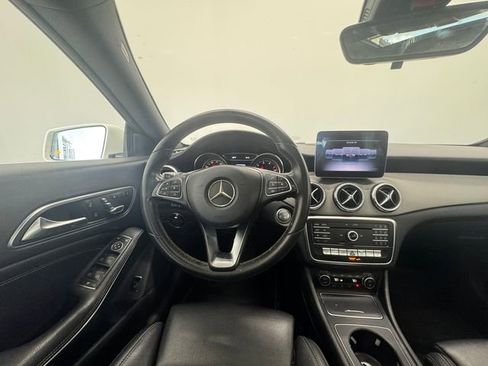 Used 2018 Mercedes-Benz CLA 250 image 21
