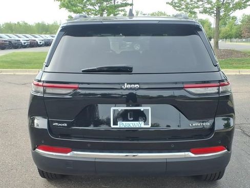 Certified 2023 Jeep Grand Cherokee Limited AWD/4WD image 5