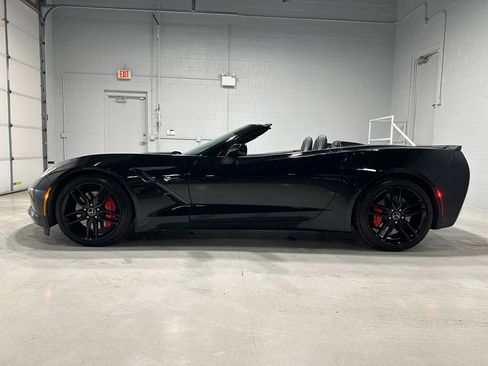 Used 2014 Chevrolet Corvette Stingray Convertible w/ 2LT Preferred Equipment Group image 15