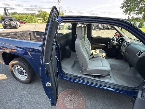 Used 2012 Chevrolet Colorado W/T RWD image 23