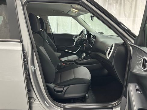 Used 2024 Kia Soul LX w/ Option Group 015 image 50