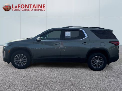 Used 2023 Chevrolet Traverse LT AWD/4WD image 4