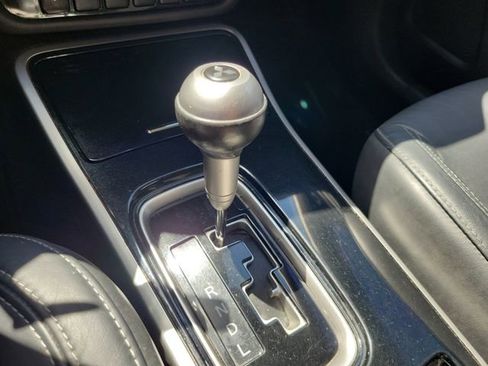 Used 2020 Mitsubishi Outlander GT AWD/4WD image 25