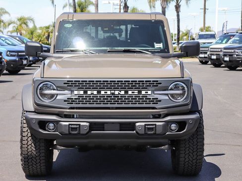 New 2026 Ford Bronco Badlands AWD/4WD image 2
