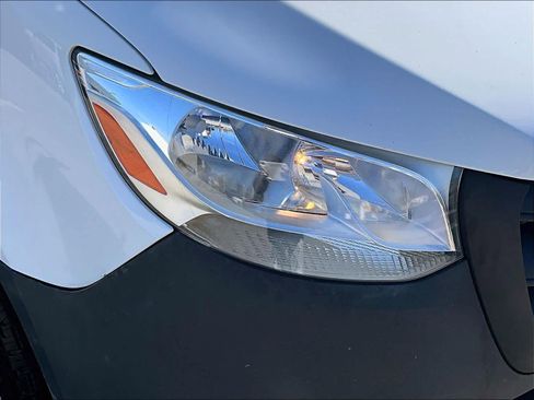 Used 2023 Mercedes-Benz Sprinter 2500 image 30