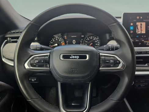 Certified 2024 Jeep Compass Latitude image 21