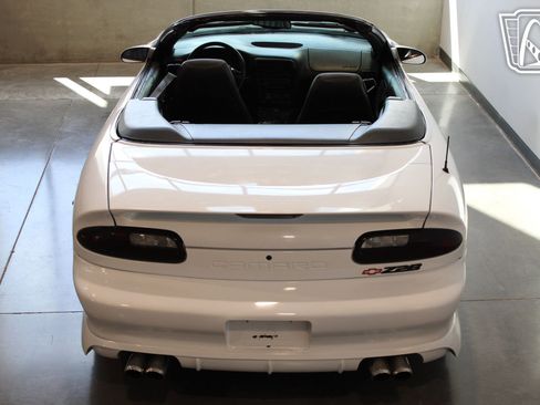 Used 2000 Chevrolet Camaro Z28 image 22
