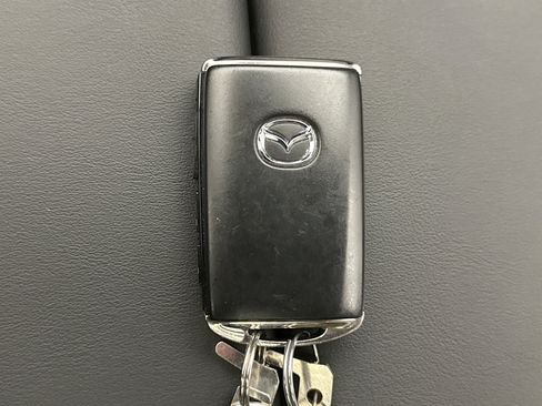Used 2024 MAZDA CX-90 Plug-In Hybrid w/ Premium Pkg AWD/4WD image 10