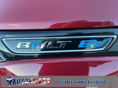 Used 2021 Chevrolet Bolt LT image 9