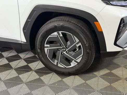 Used 2025 Hyundai Tucson Blue AWD/4WD image 11