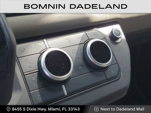 Used 2023 Land Rover Defender 110 X image 23