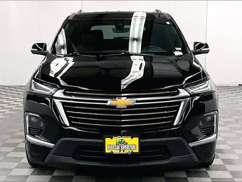 Used 2023 Chevrolet Traverse High Country w/ LPO, Floor Liner Package FWD image 4