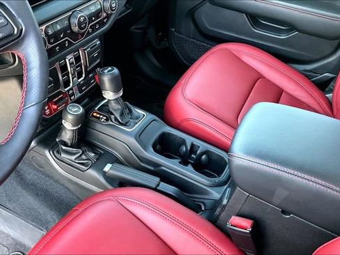 Used 2024 Jeep Wrangler Unlimited Rubicon 392 image 15