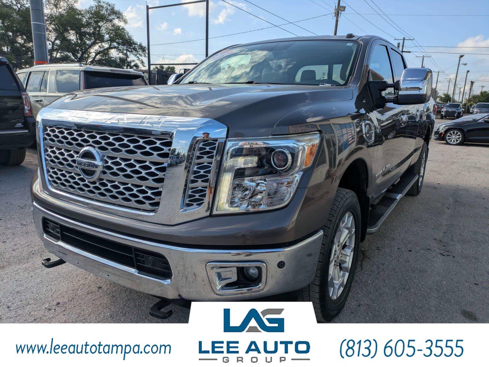 Used 2016 Nissan Titan SL RWD image 7