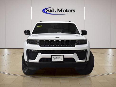 New 2026 Jeep Grand Cherokee Limited w/ Limited Altitude Package AWD/4WD image 5
