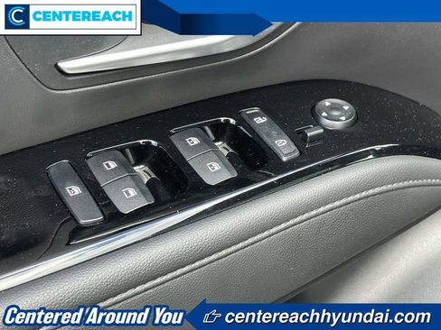Used 2024 Hyundai Tucson Limited AWD/4WD image 15