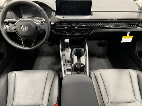 New 2025 Honda Accord EX-L image 18